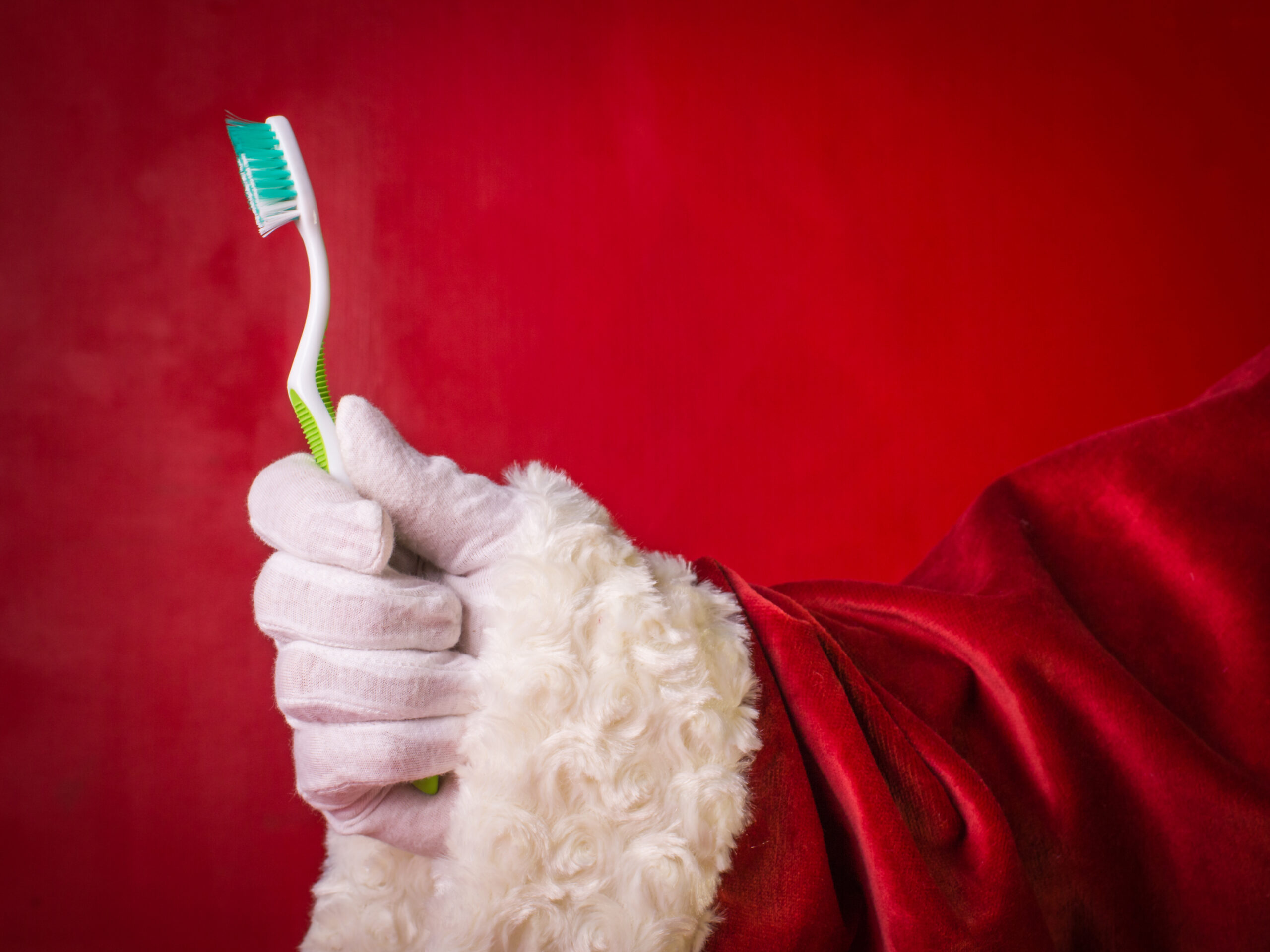 Alexandria, VA family dentist giving oral health tips